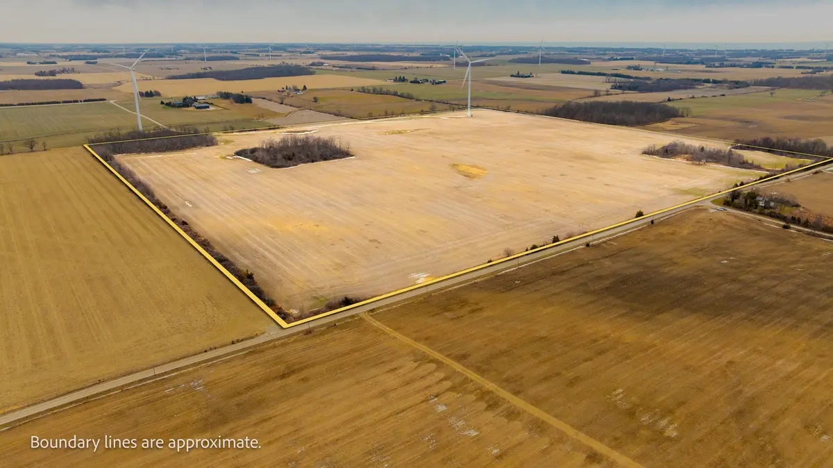 20047 Base RD, Chatham-kent, ON N0P 1A0