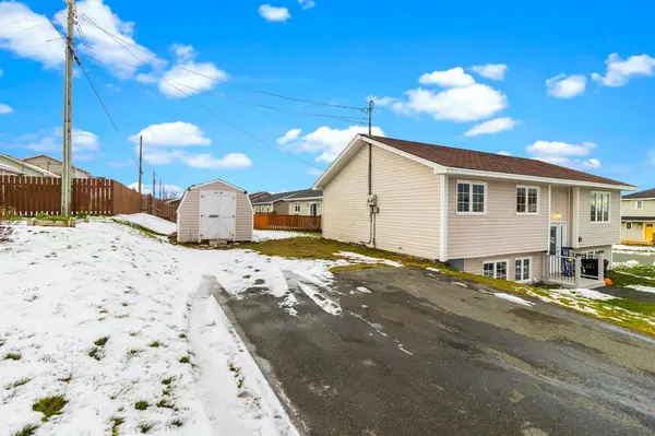 2 Sabre Street, St. John's, NL A1A 6B7