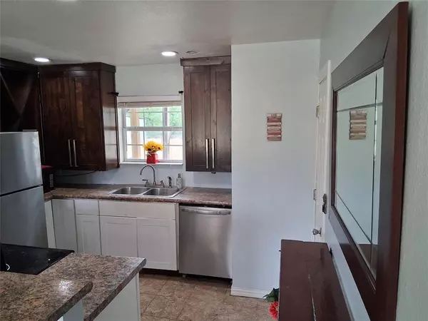 Aledo, TX 76008,1584 Kelly Road #B