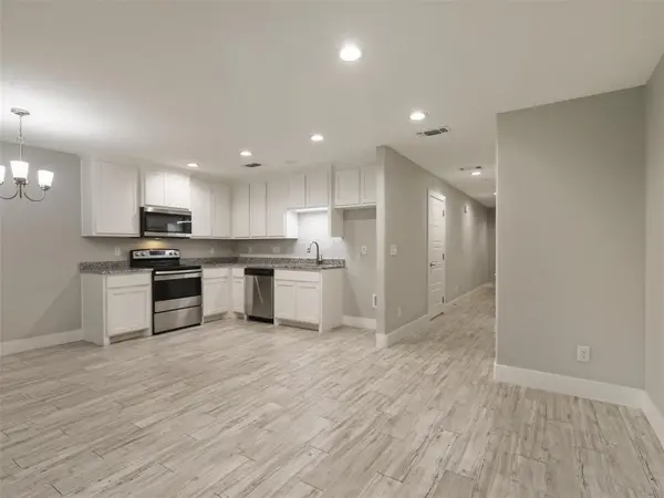 Denison, TX 75020,724 W Walker Street