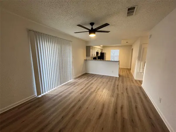 Grand Prairie, TX 75052,762 E Warrior Trail #D