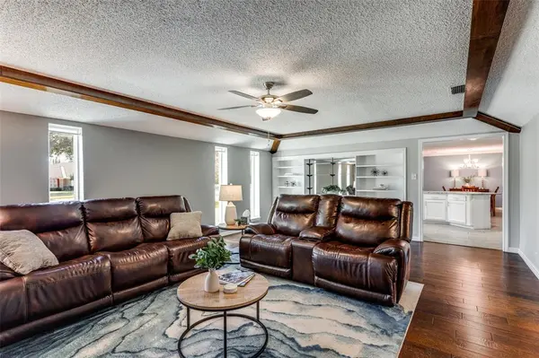 Hurst, TX 76054,201 Hillview Drive