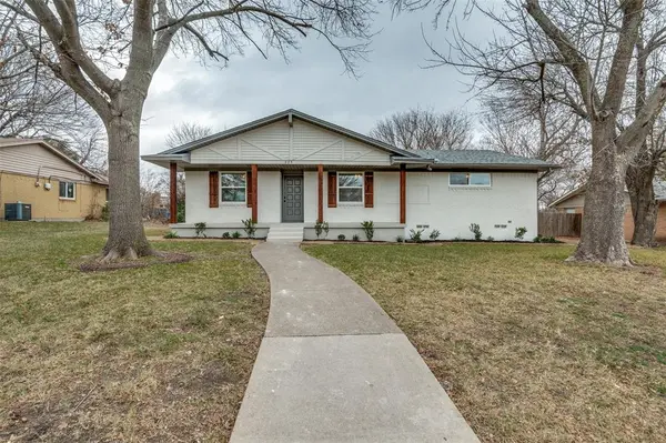 Desoto, TX 75115,225 Highridge Drive