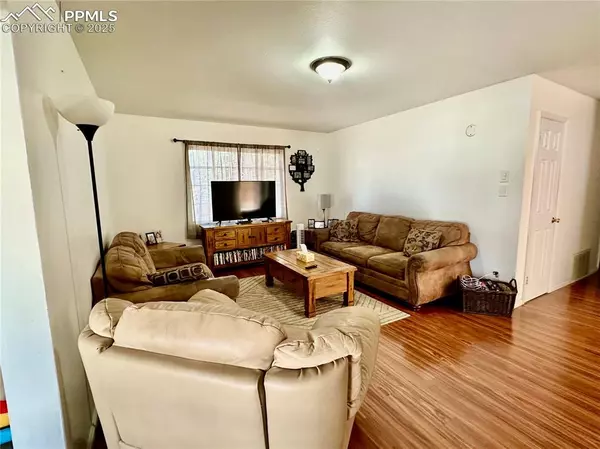 Pueblo, CO 81001,1701 Jerry Murphy RD