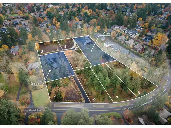 Lake Oswego, OR 97034,13558 GOODALL RD #1