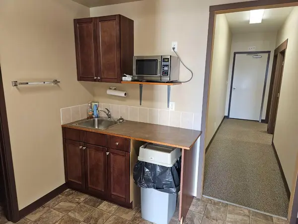 7471 Edgar Industrial BND #14, Red Deer, AB T4P 3Z5