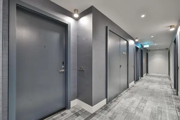 Toronto C10, ON M4P 1T9,65 Broadway AVE #1701