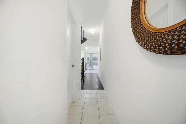 Barrie, ON L9J 0W5,29 Tamworth TER