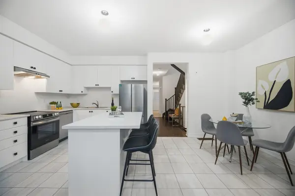 Barrie, ON L9J 0W5,29 Tamworth TER