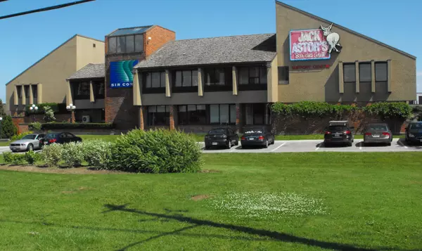 5360 South Service RD #201, Burlington, ON L7L 5L1