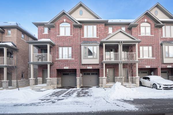 19 Picardy DR #18, Hamilton, ON L8J 2T7