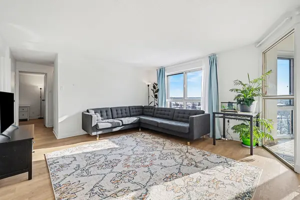 Kanata, ON K2K 2B6,960 Teron RD #716