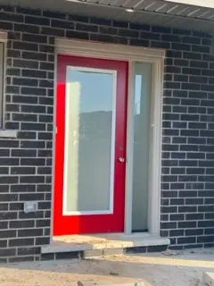 Kitchener, ON N2R 1R2,15 Roper PL