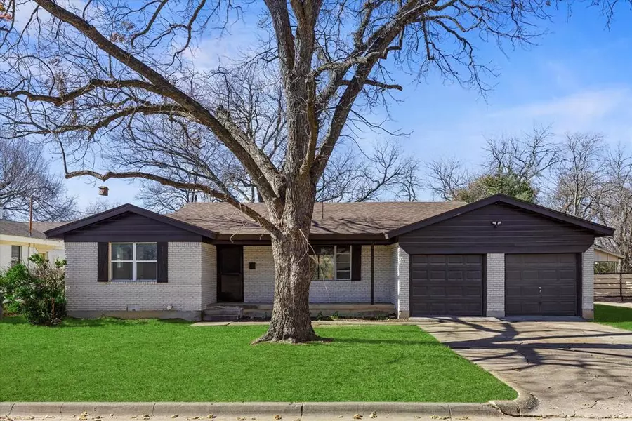 3517 Garwood Drive, North Richland Hills, TX 76117