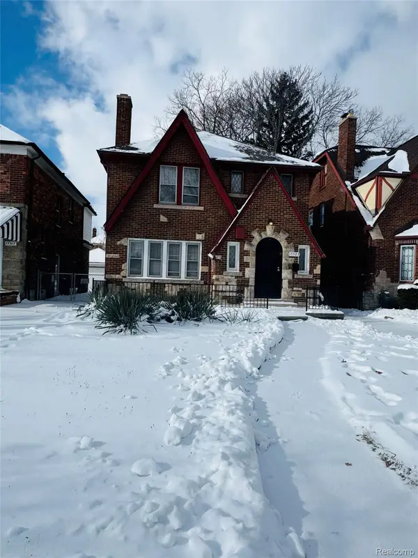 Detroit, MI 48221,17523 Santa Barbara DR