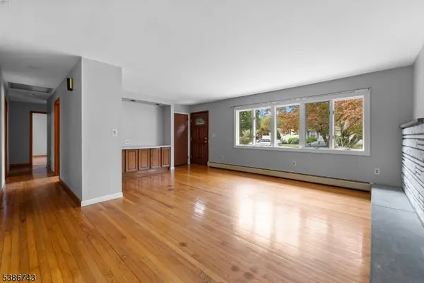 West Milford Twp., NJ 07480,61 Greenbrook Dr