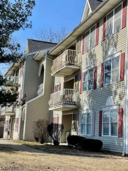 Irvington Twp., NJ 07111,539 Union Ave #11