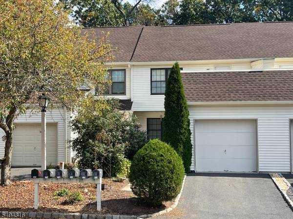 317 Jamestown Ct, Raritan Twp., NJ 08822