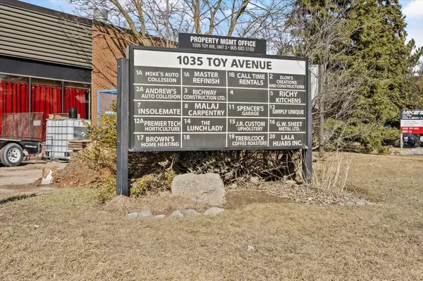 Pickering, ON L1W 3N9,1033 Toy AVE #Unit 16