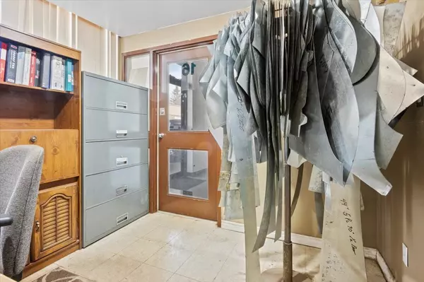 Pickering, ON L1W 3N9,1033 Toy AVE #Unit 16