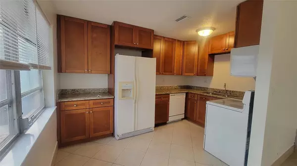 Fort Lauderdale, FL 33308,1821 NE 56th St #1