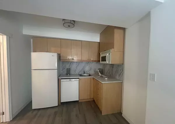 Whitchurch-stouffville, ON L3Y 4W1,18 Loggers TRL #Lower