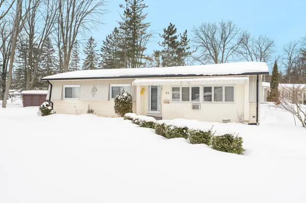 25 Recreation DR, Innisfil, ON L9S 1N5