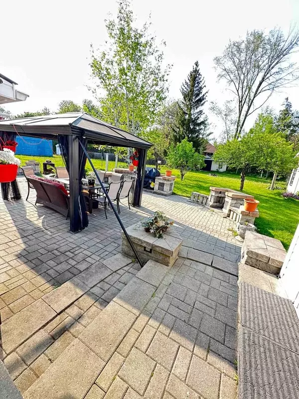 Barrie, ON L4N 2Z6,338 Little AVE