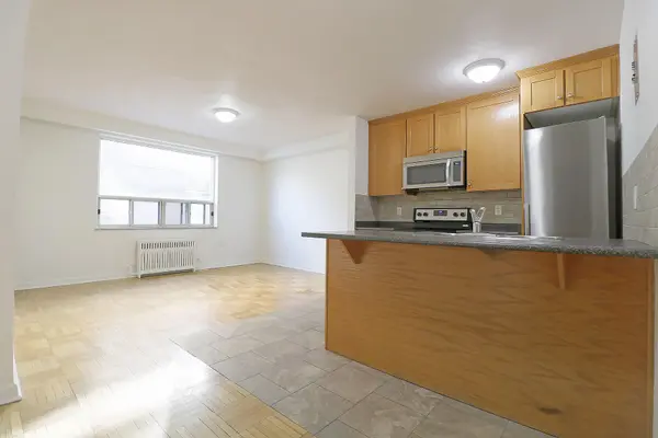 Toronto W03, ON M6E 4X5,500 Gilbert AVE #108