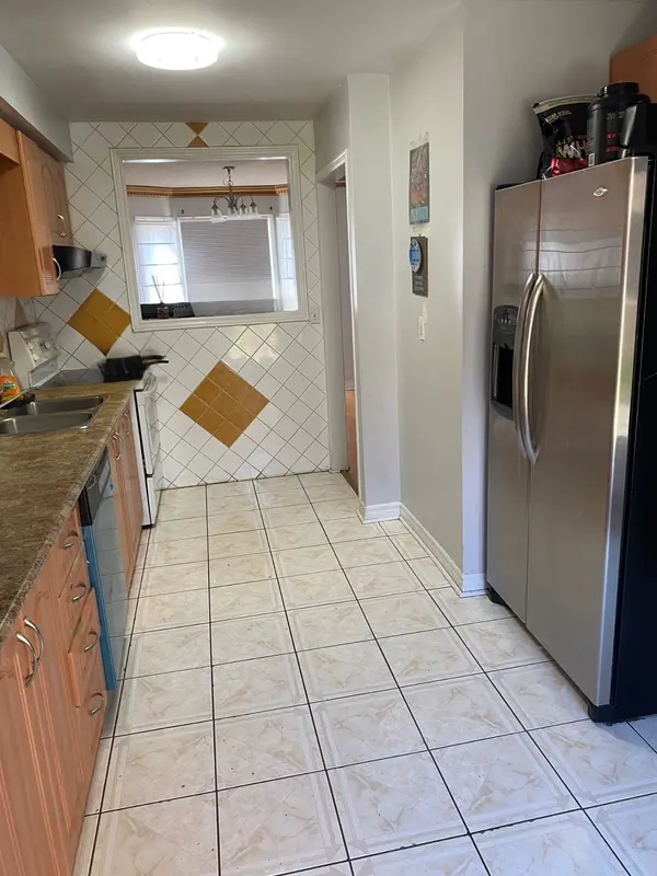 Brampton, ON L6R 1K3,74 Shady Pine CIR