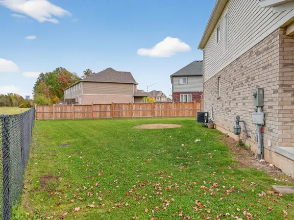 Niagara Falls, ON L2G 0Z4,7945 Oldfield RD #14