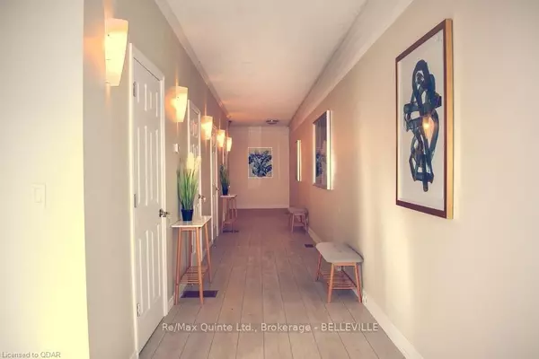 Belleville, ON K8N 5G2,60 VICTORIA AVE