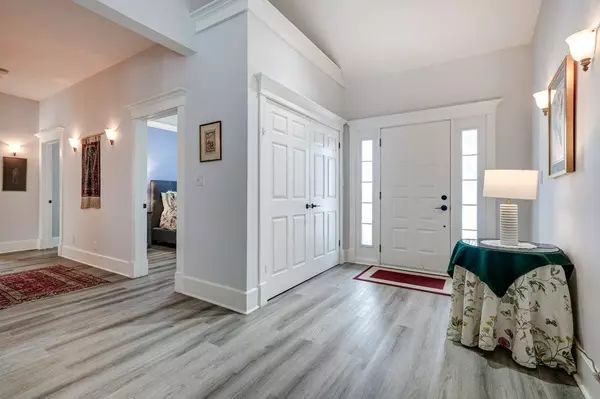 Niagara-on-the-lake, ON L0S 1J0,199 Niagara ST