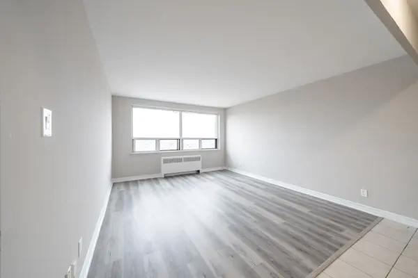 468 Ottawa ST #112B, Hamilton, ON L8H 4A6