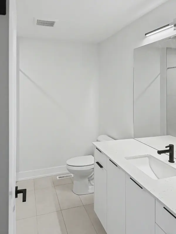 London South, ON N6K 4R9,1965 Upperpoint Gate S #147