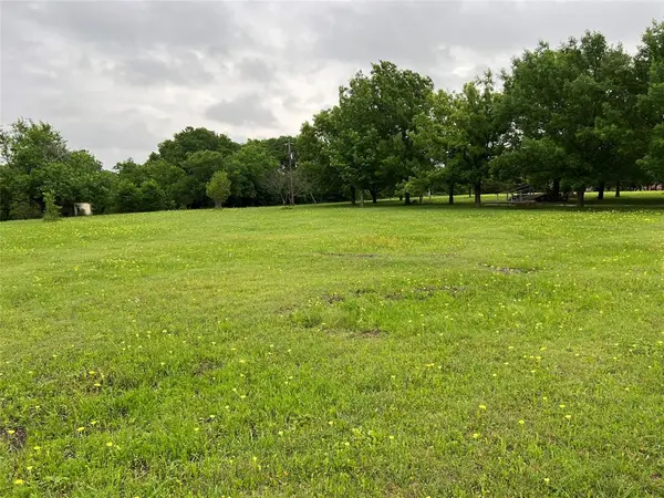 Farmersville, TX 75442,1004 Henslee Hill
