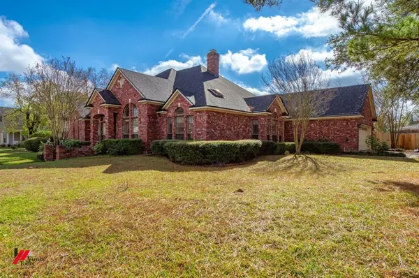 Bossier City, LA 71111,114 Sussex