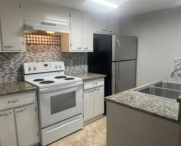 Dallas, TX 75220,3121 Park Lane #1147