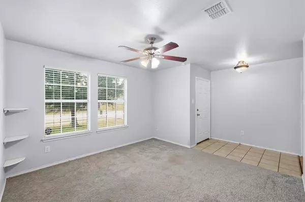 Krum, TX 76249,205 Broken Arrow