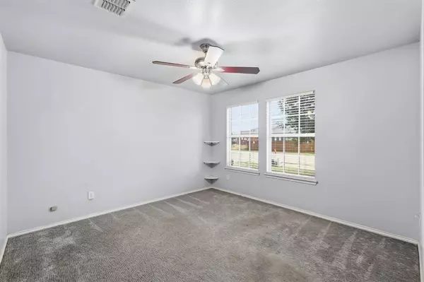 Krum, TX 76249,205 Broken Arrow