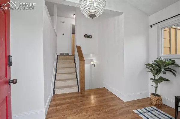 Colorado Springs, CO 80904,814 Paradise LN