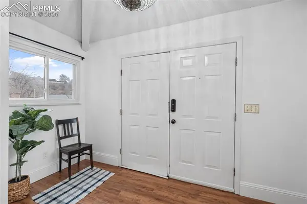 Colorado Springs, CO 80904,814 Paradise LN