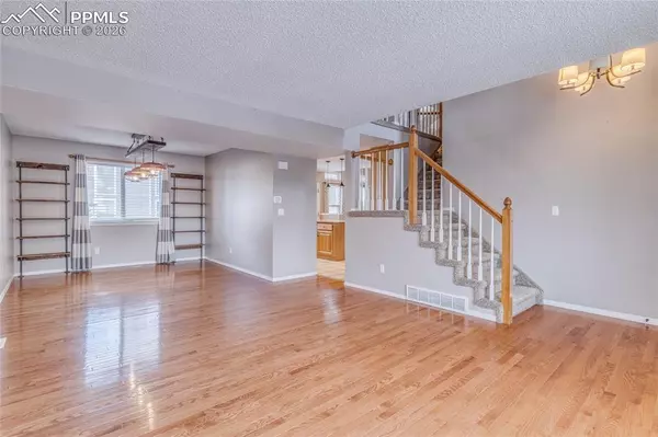 Colorado Springs, CO 80918,6605 Stonehedge DR