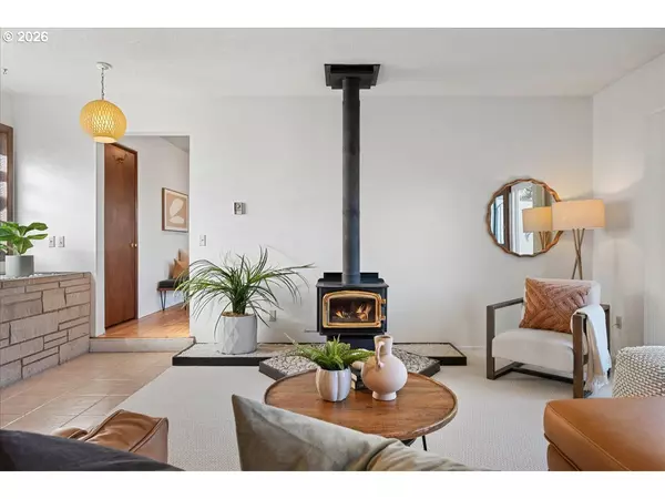 Portland, OR 97230,13705 NE SACRAMENTO ST