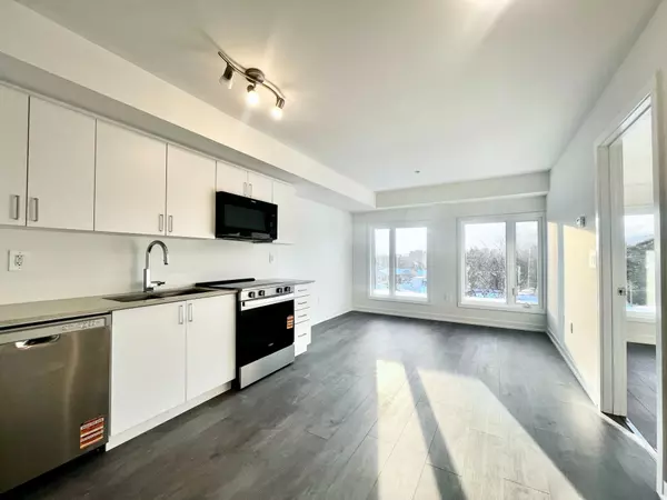 Toronto C13, ON M1R 1P8,1670 Victoria Park AVE #D212