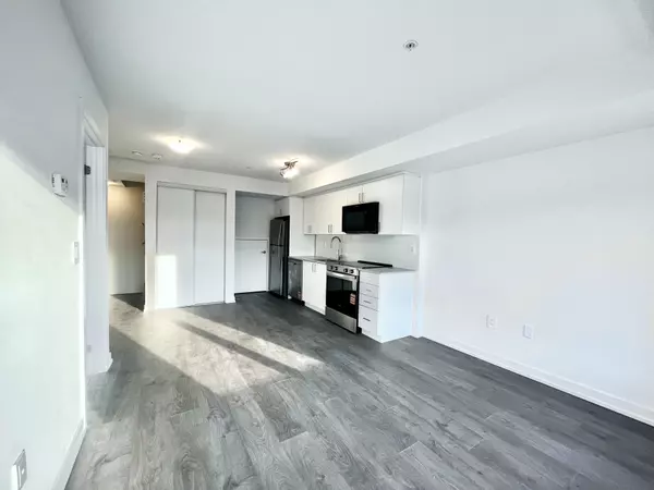 Toronto C13, ON M1R 1P8,1670 Victoria Park AVE #D212