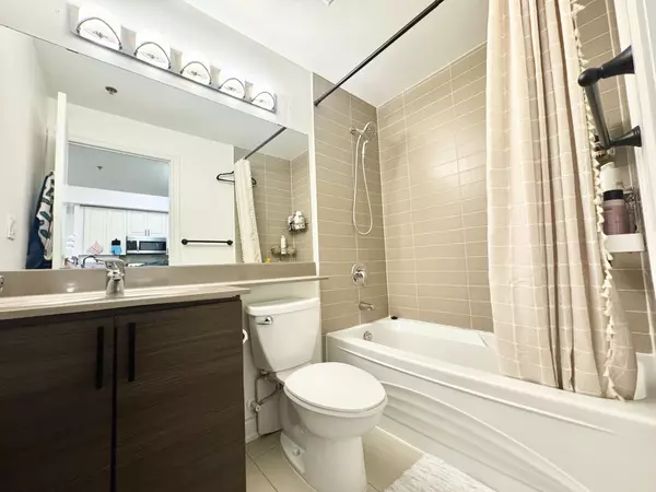 Toronto C06, ON M3H 2S8,760 Sheppard AVE W #802