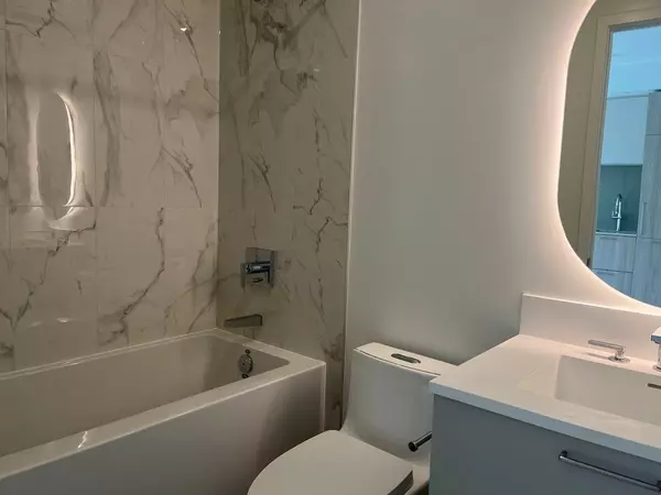 Toronto C14, ON M2N 0M4,36 Olive AVE #2111