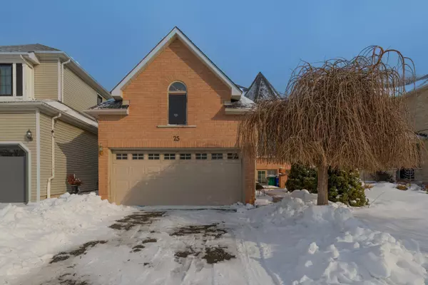 25 Bedell CRES, Whitby, ON L1R 2N8