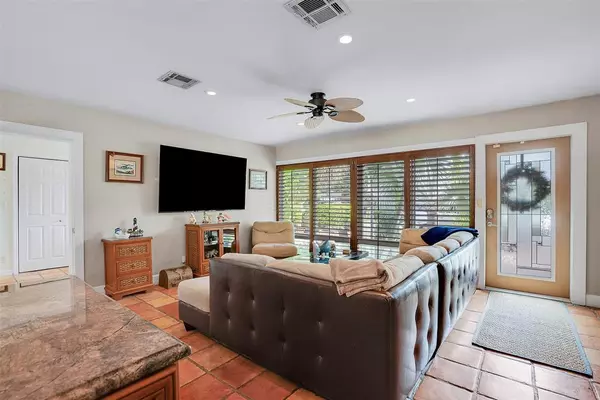 Fort Lauderdale, FL 33305,1731 NE 7th Ter